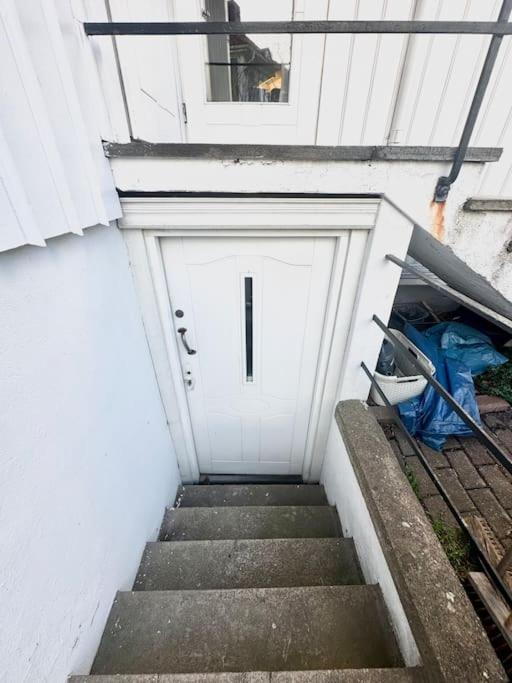 Superhomes 1 Br Apartment *